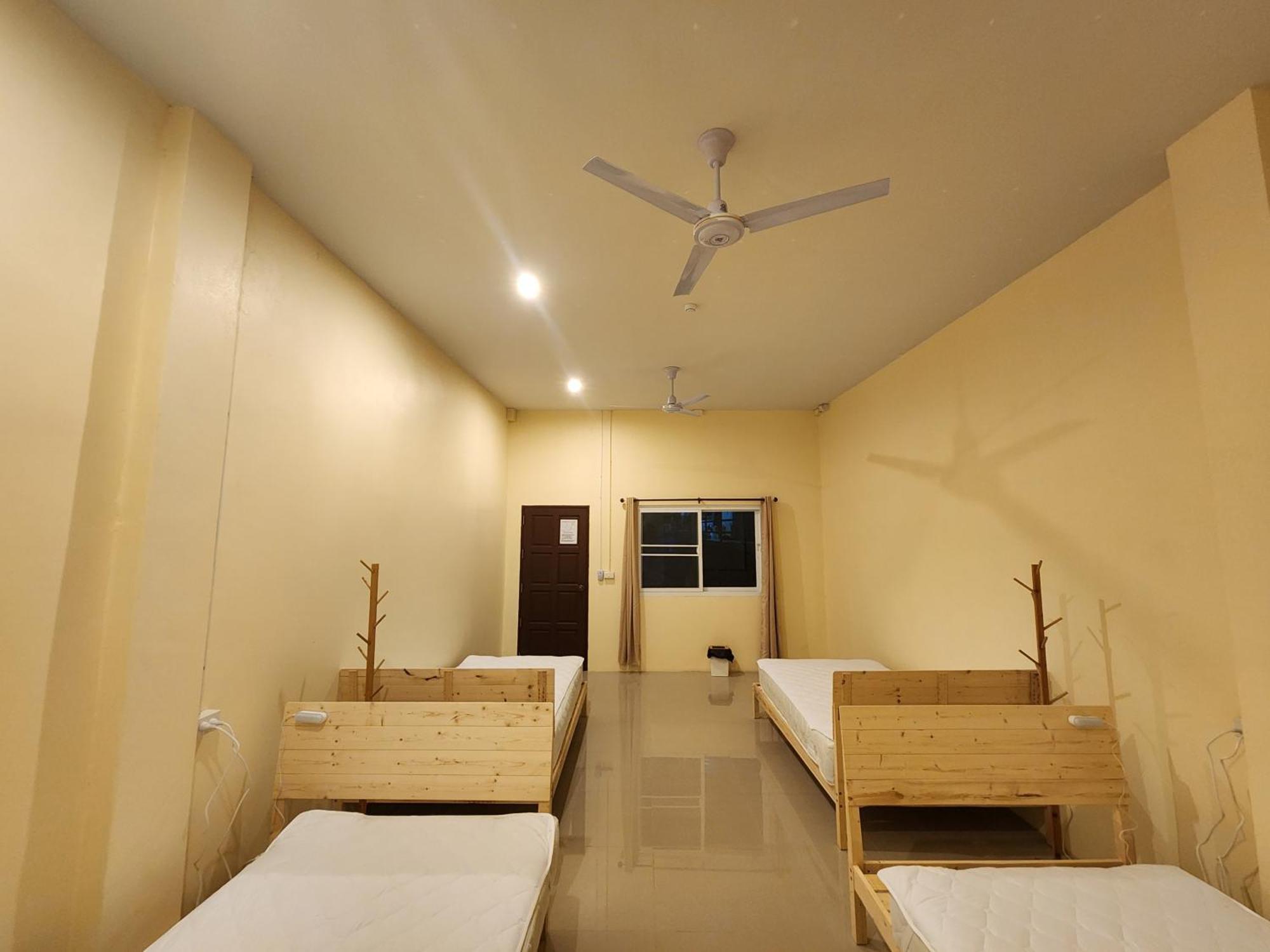 Skypearl Guesthouse & Pub Koh Tao Extérieur photo